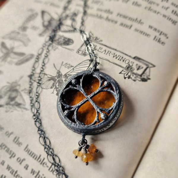 the infinity of the hive - floriated clover miracle window amulet Fashion