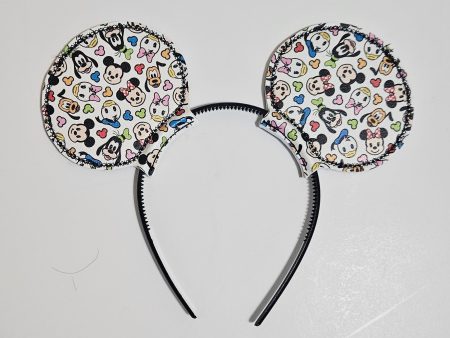 Interchangeable Ears - Sensational Six Online