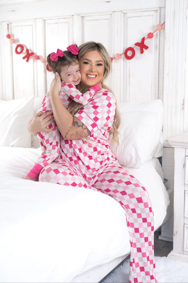 DREAMY PINK CHECKERS WOMEN S RELAXED FLARE DREAM SET Online Sale