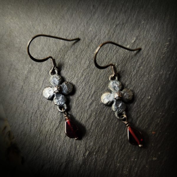 clover earrings : garnet & antiqued sterling Sale