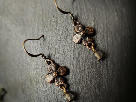 clover earrings : labradorite & antiqued bronze Hot on Sale