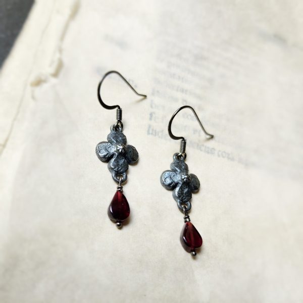 clover earrings : garnet & antiqued sterling Sale